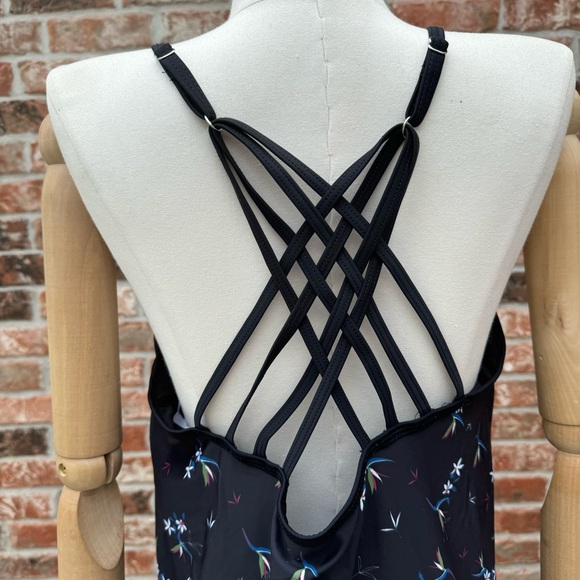 Peddney XL dark blue tankini floral swimsuit top / New with tags! - Picture 6 of 14